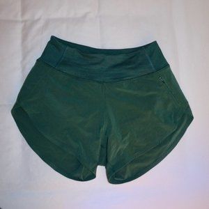 NWOT green outdoor voices women’s athletic running shorts w/ liner